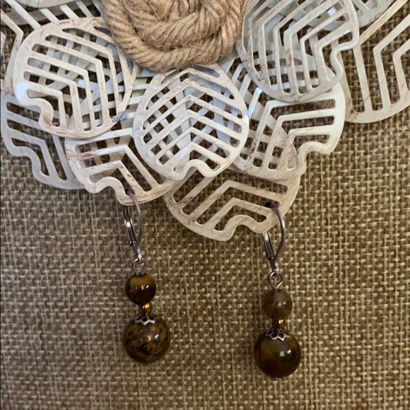the Metal Daisy Jewelry - Tigers Eye Lever Back Earrings